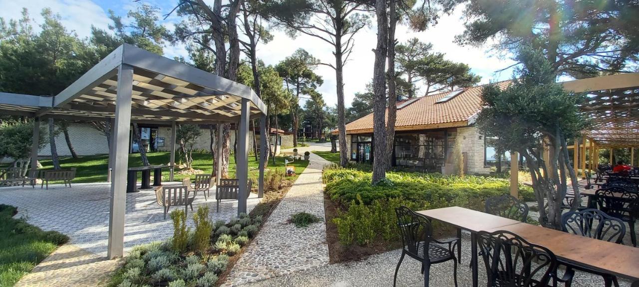 Marisstone Hotels Mecidiye Bagian luar foto