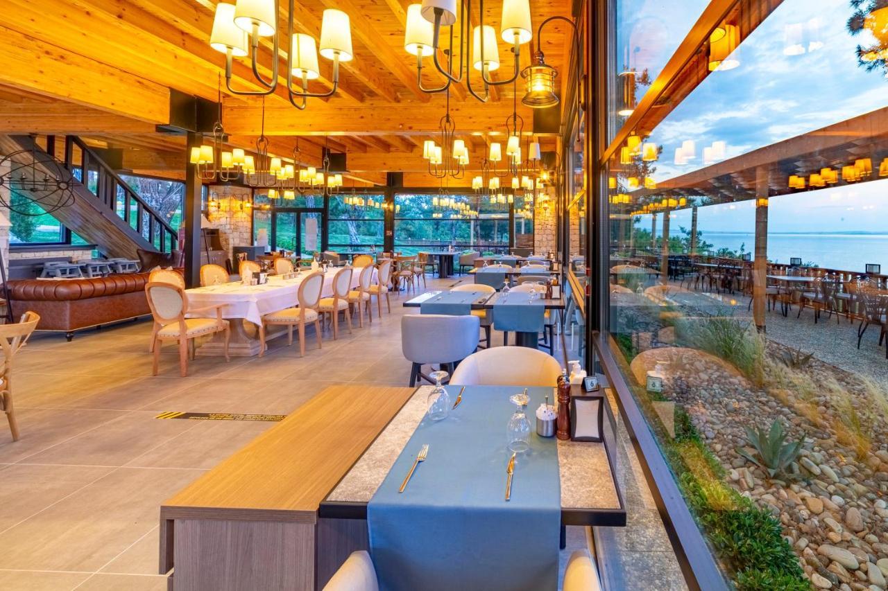 Marisstone Hotels Mecidiye Bagian luar foto