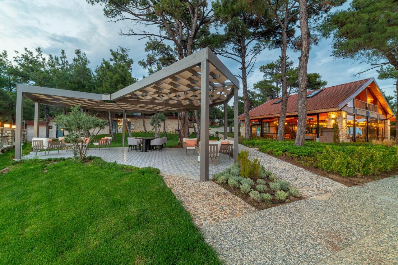 Marisstone Hotels Mecidiye Bagian luar foto