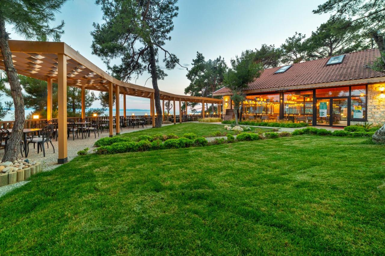 Marisstone Hotels Mecidiye Bagian luar foto
