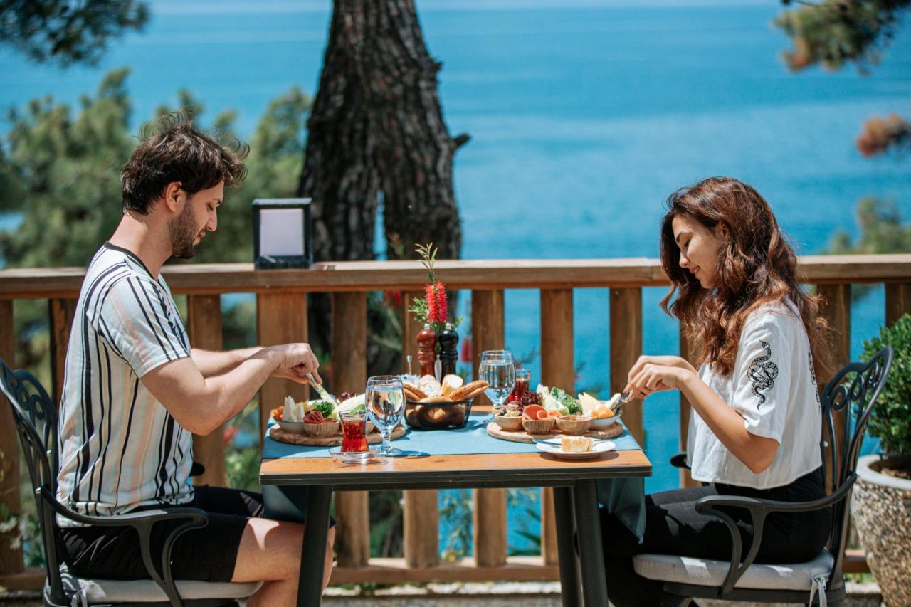 Marisstone Hotels Mecidiye Bagian luar foto